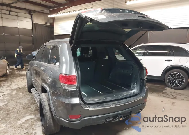 1C4RJFBG8FC207356: 44334229