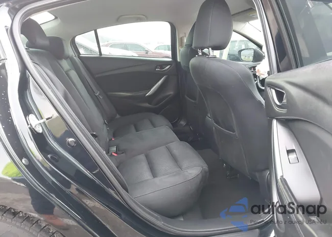 JM1GJ1U53G1403983: 44334235