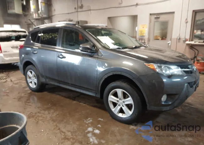 JTMRFREV4D5008349: 44334245