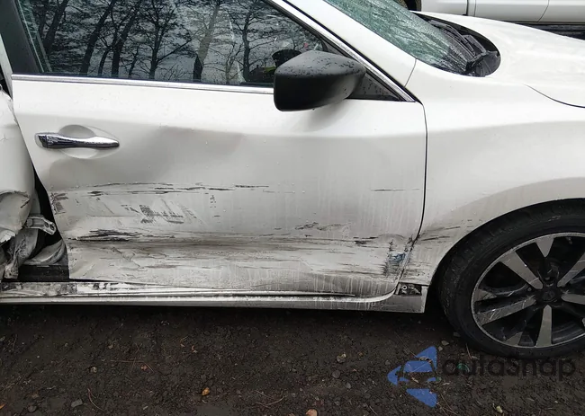 1N4AL3AP1JC113079: 44334281