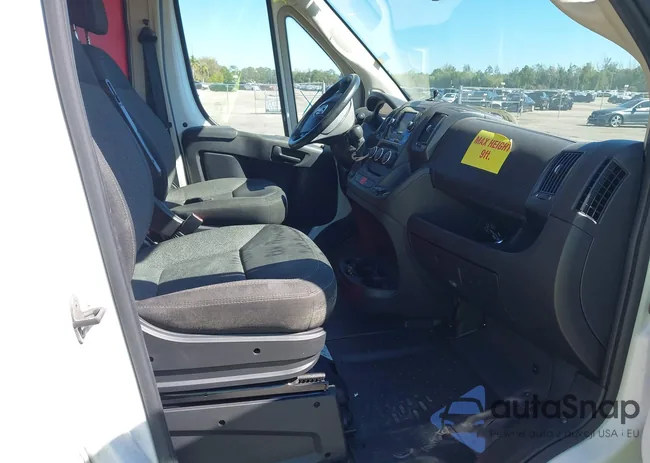 3C6TRVAG3LE145855: 44334289