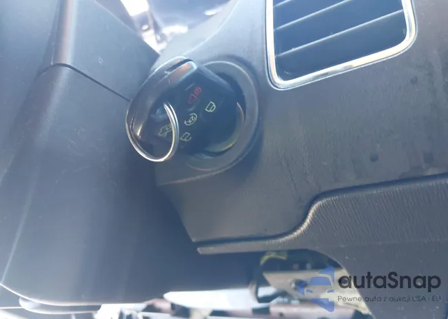 2FMGK5C81EBD10604: 44334344