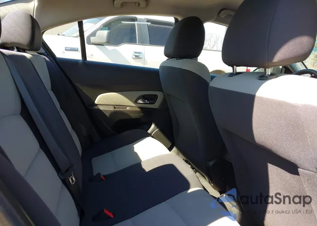 1G1PB5SG8F7149135: 44334386