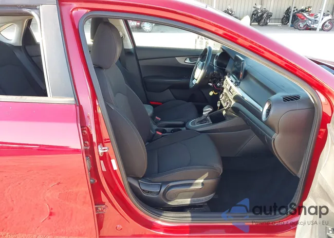 3KPF24AD2KE010939: 44334475