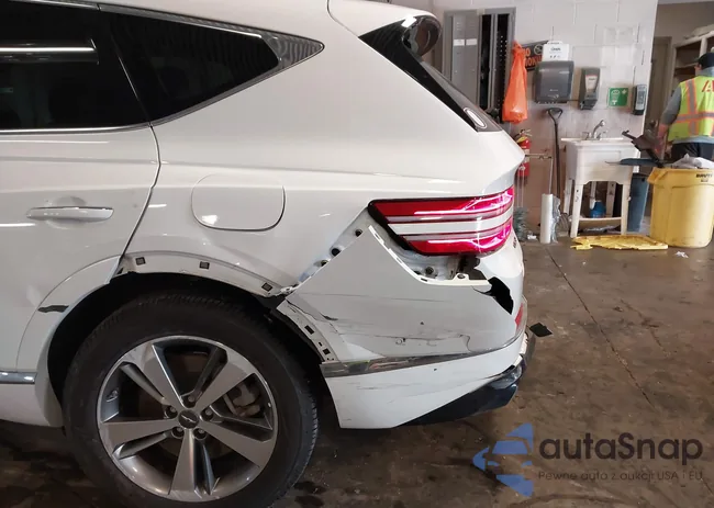 KMUHCESC7MU067995: 44334524