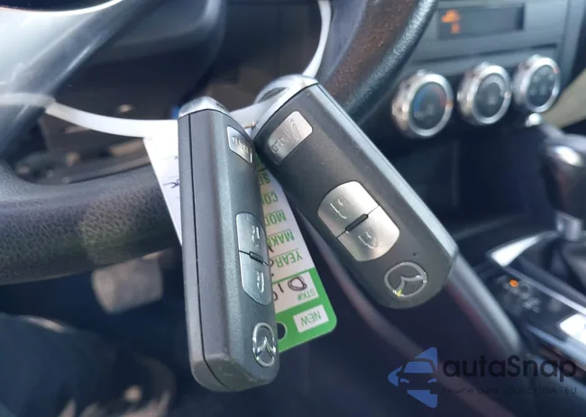 JM3KE4BY8G0682101: 44333559