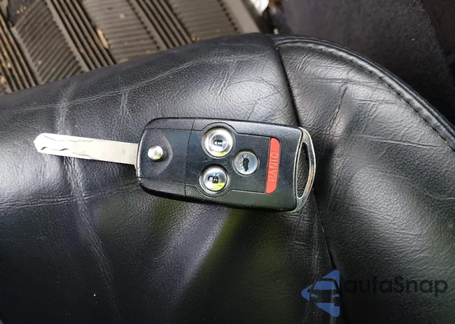 2HNYD2H69BH512005: 44333581