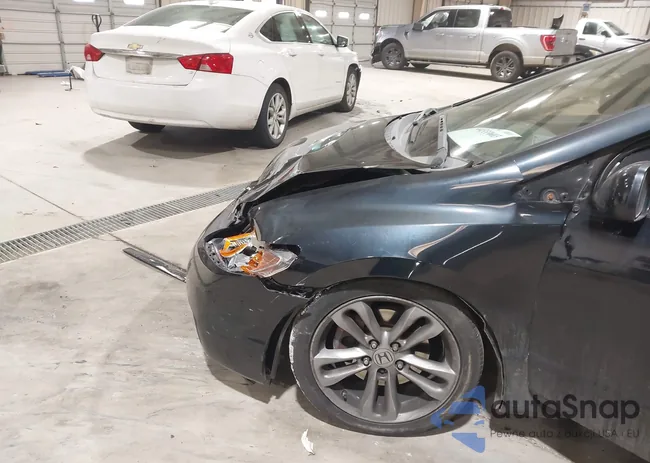 2HGFG21598H702922: 44333603