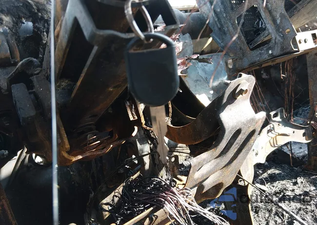 1FTPW12V16FB22996: 44333671