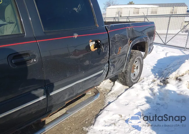 1GCGC13UX3F164870: 44333673