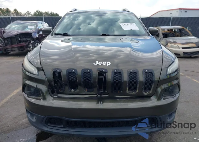 1C4PJLCBXGW126304: 44333676