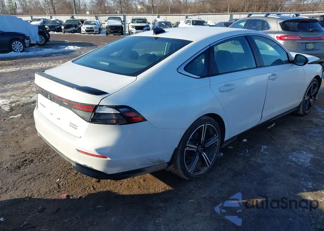 1HGCY2F56PA033918: 44333697