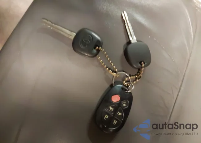 5TDBK22C08S016360: 44333699