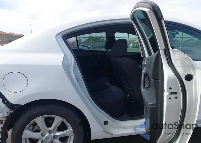 JM1BL1SF3A1294982: 44333778