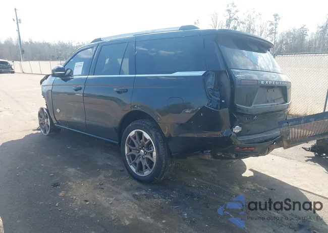 1FMJU1P82TEA06900: 44333816