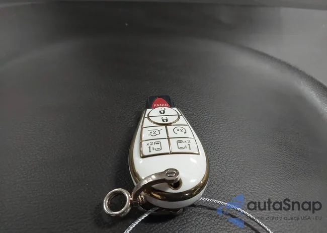 2C4RC1GGXGR207101: 44333885