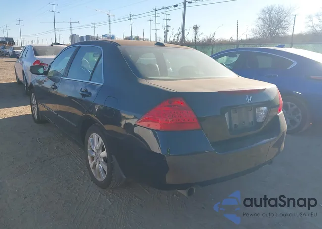 1HGCM66887A016762: 44333913