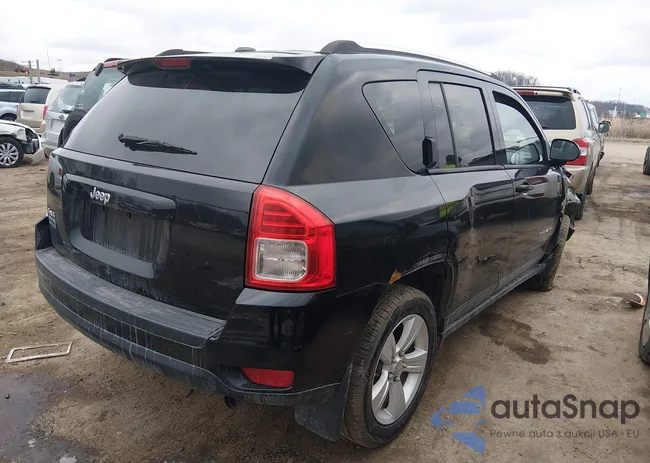 1C4NJDBB3CD625742: 44335016