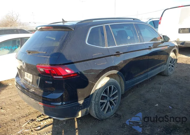 3VV2B7AX5KM186014: 44335160