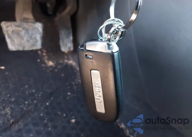 1C4PJMCSXGW179087: 44335227