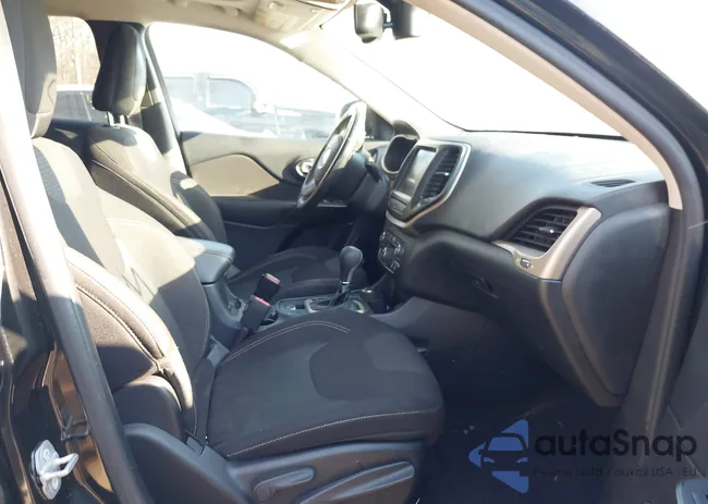 1C4PJMCSXGW179087: 44335227