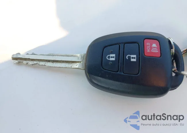 JTMZFREV4FD053915: 44335274