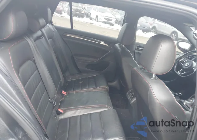 3VW4T7AU8FM099494: 44335282