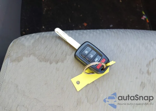 2HGFB2F55EH500047: 44335292