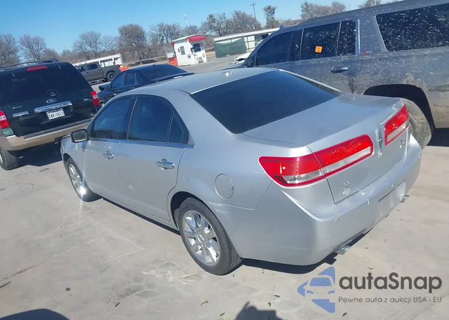 3LNHL2GC3CR830011: 44335489