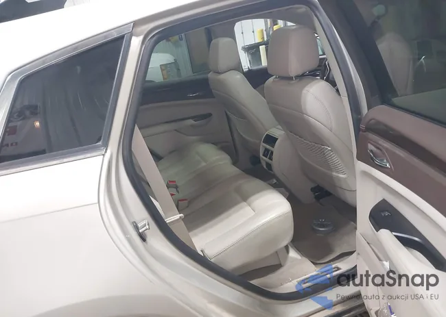 3GYFNEE35ES517929: 44335537