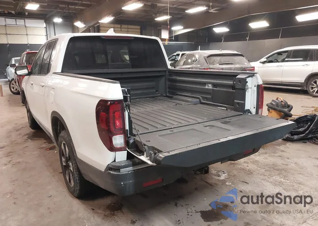 5FPYK3F57LB013472: 44334572