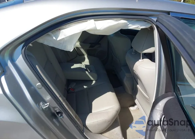 JH4CU2F69AC027110: 44334663