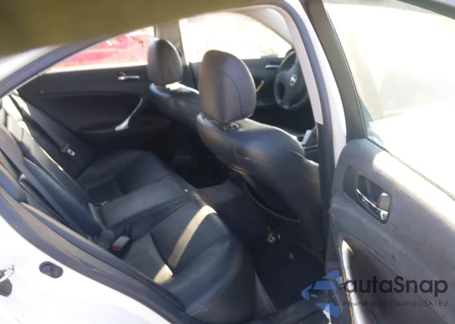 JTHBK262682059270: 44334697