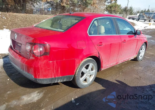 3VWRM71K48M106574: 44334707