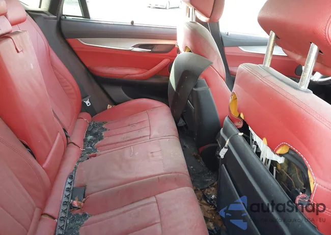 5UXKU2C50G0N82383: 44334755