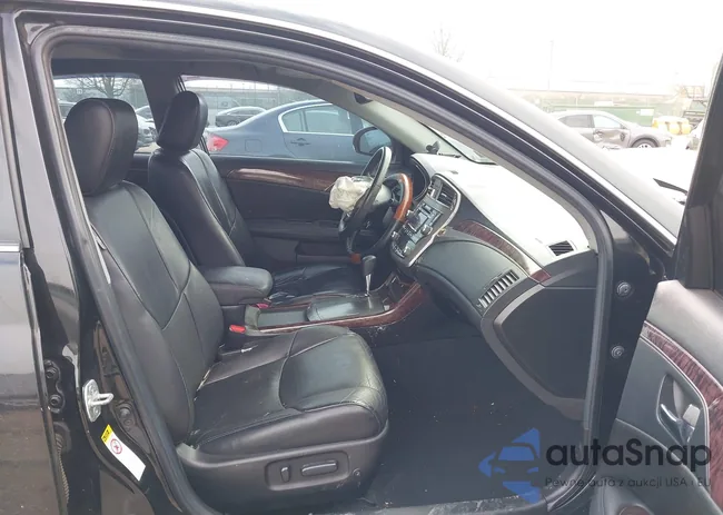 4T1BK3DB2CU450077: 44336064