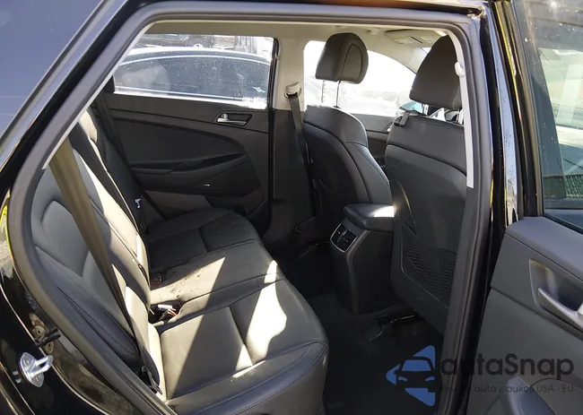 KM8J3CA40JU722590: 44336084