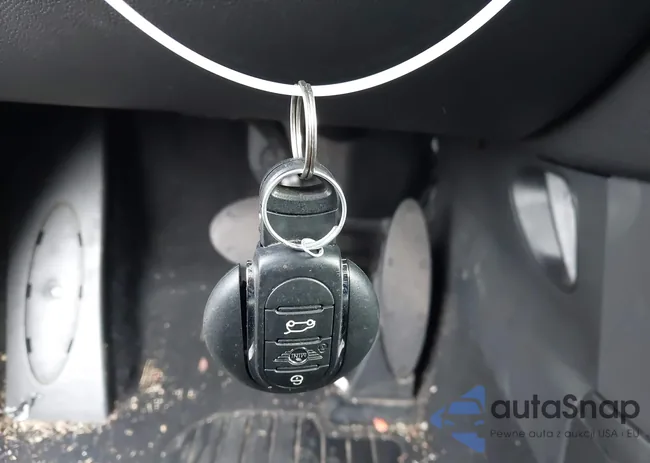 WMWXU1C5XH2E18436: 44336187