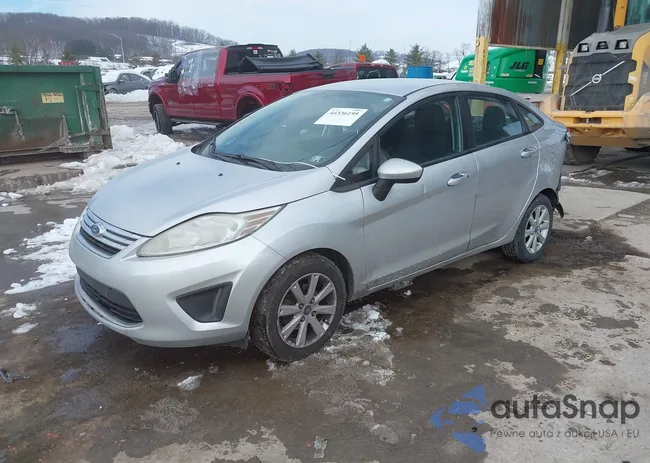 3FADP4BJ5CM155824: 44336195