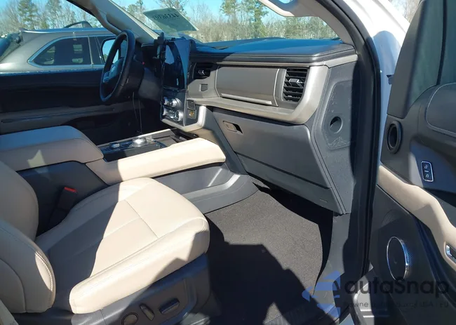 1FMJK1J86REA04929: 44336393