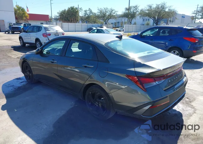 KMHLM4DG8TU134747: 44336412