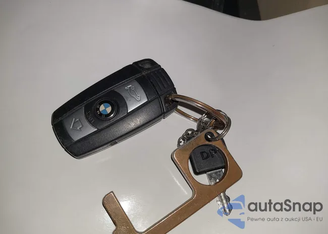 WBAVM1C58DVW42298: 44336497