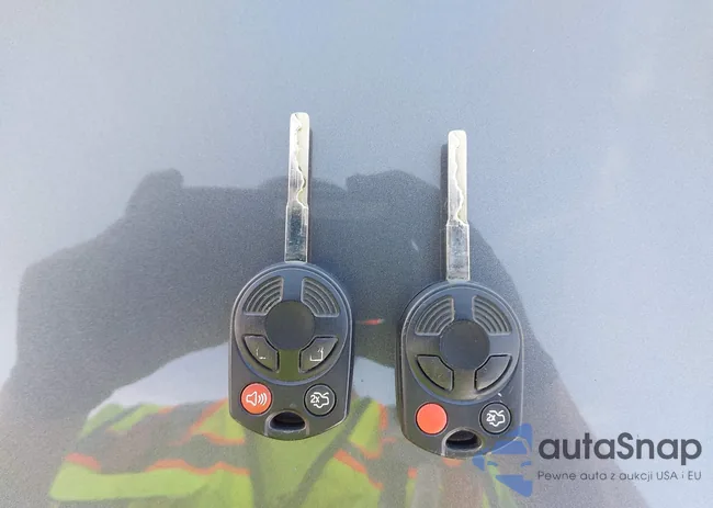 1FADP3K20EL186101: 44336542