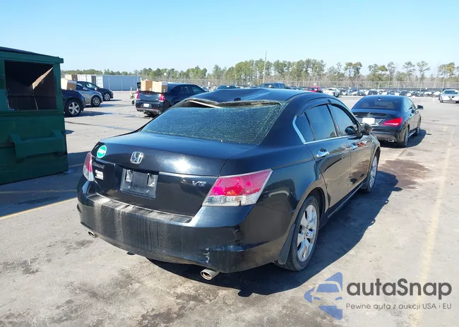 1HGCP36838A087164: 44335584