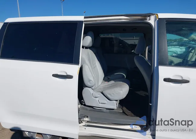 5TDZK3DC8CS268271: 44335657