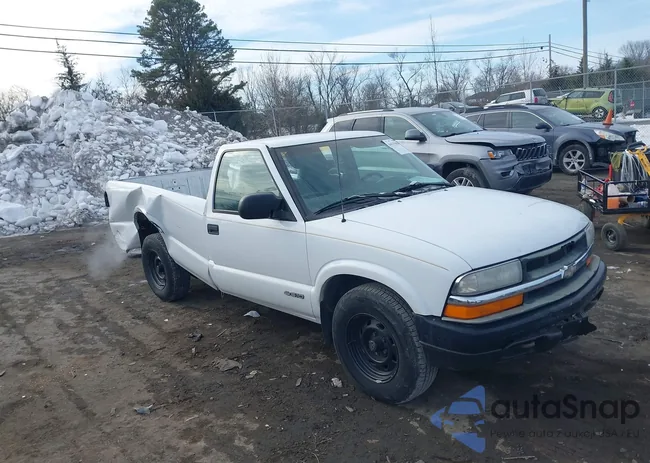 1GCCS14XXX8108934: 44335684