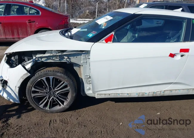 KMHTC6AE3GU268296: 44335818