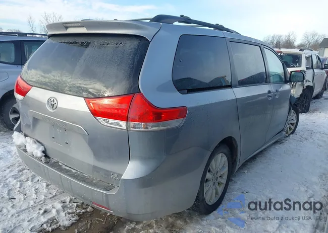 5TDJK3DC3BS029688: 44335850