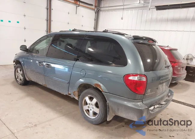 2D4GP44L65R540619: 44335859