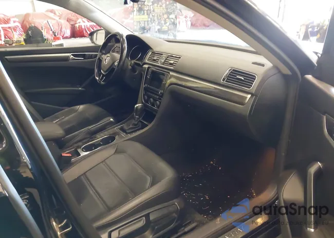 1VWGT7A38HC083871: 44335886